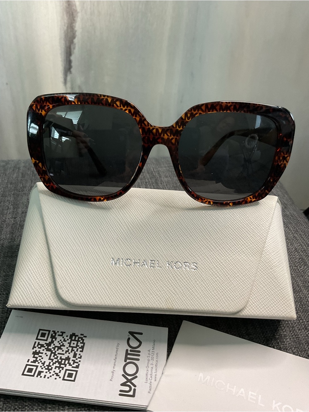 Michael Kors Manhasset MK2140 Sunglasses Tortoise MK Logo Print - Picture 4 of 9